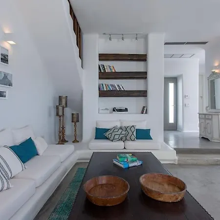 Casa Di Luna House Main